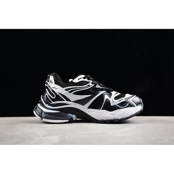 BALENCIAGA RUNNER X BLACK WHITE