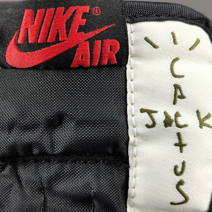 JORDAN 1 LOW X TRAVIS SCOTT OLIVE