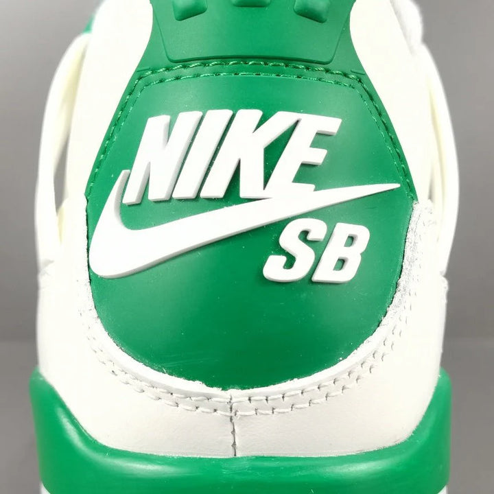 JORDAN 4 X PINE GREEN