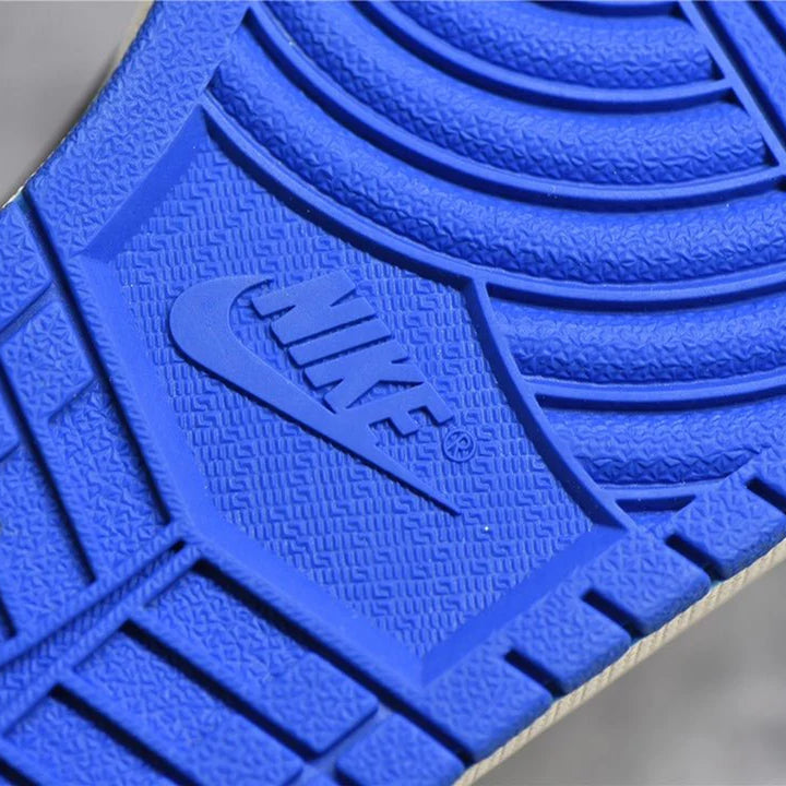 JORDAN 1 LOW X TRAVIS SCOTT FRAGMENT