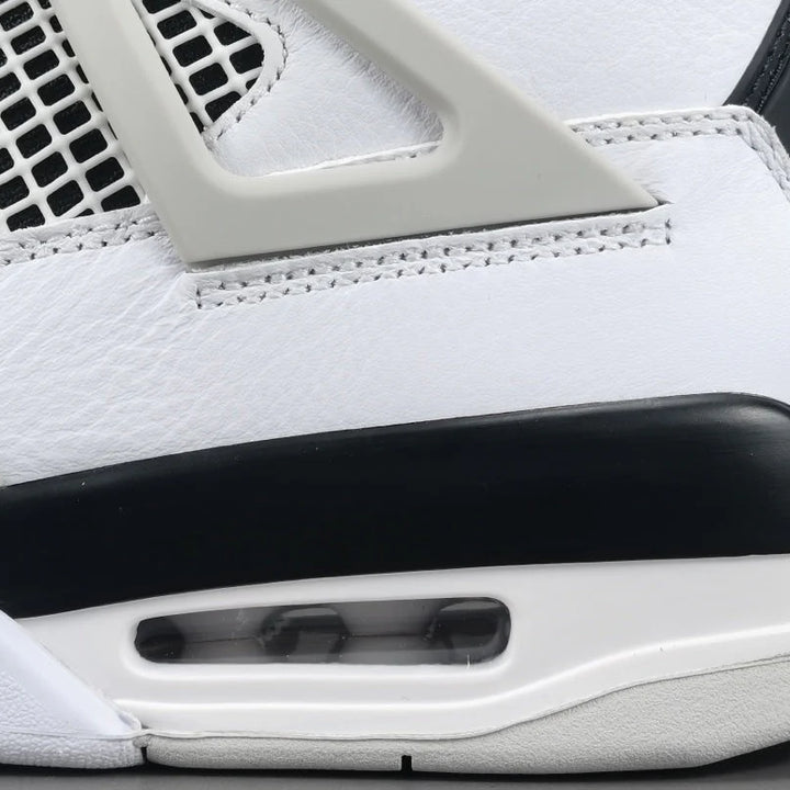 JORDAN 4 X MILITARY BLACK