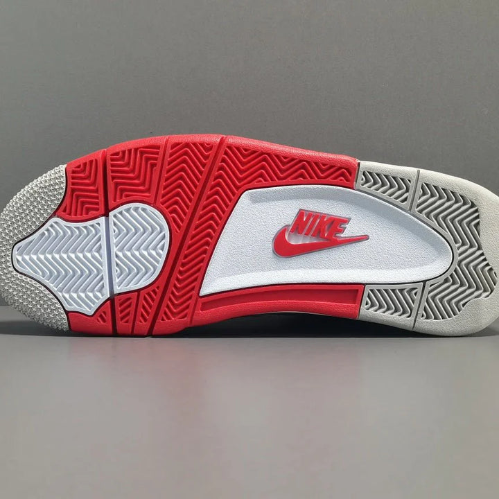 JORDAN 4 X FIRE RED