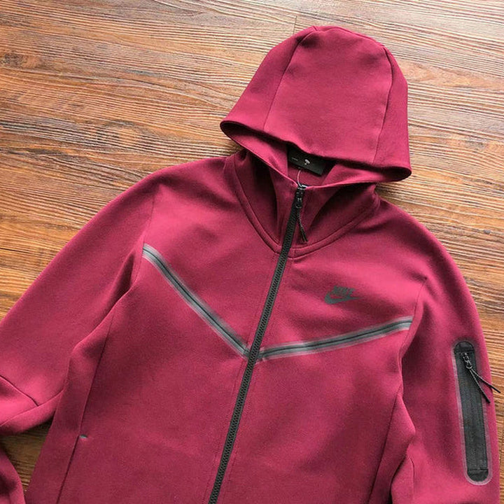 NIKE TECH FLEECE HOODIE X BURGUNDY