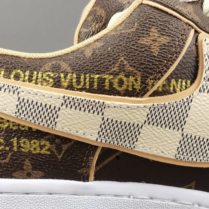 NIKE AIR FORCE 1 X LOUIS VUITTON BROWN