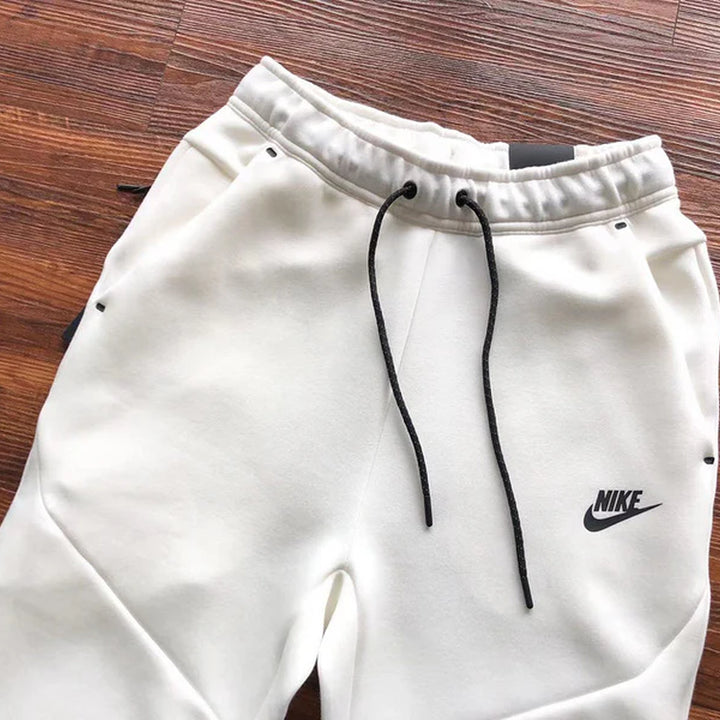 NIKE TECH FLEECE PANTS X WHITE