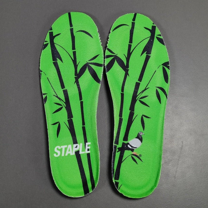 NIKE SB DUNK X STAPLE PANDA PIGEON