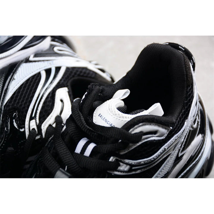 BALENCIAGA RUNNER X BLACK WHITE