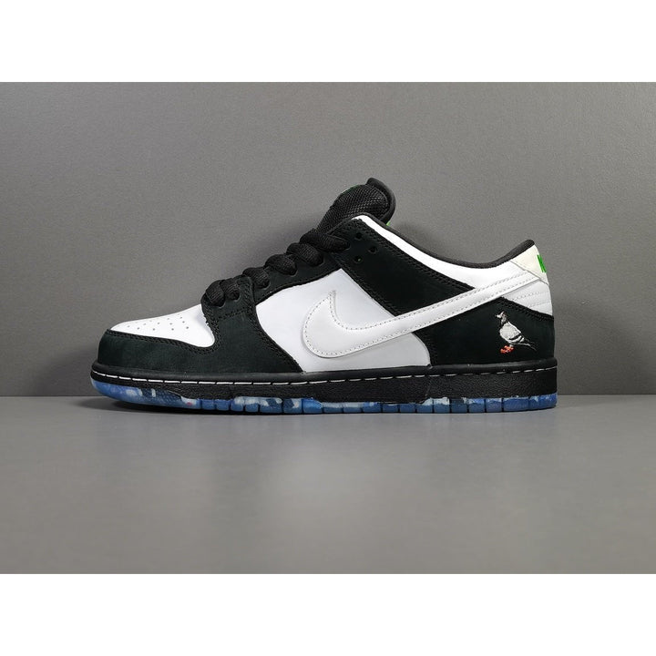 NIKE SB DUNK X STAPLE PANDA PIGEON