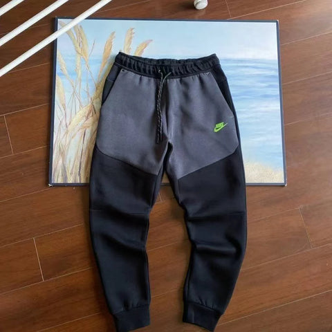 NIKE TECH FLEECE PANTS X Black and Grey