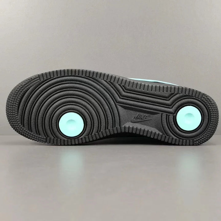 NIKE AIR FORCE 1 X TIFFANY & CO.1837