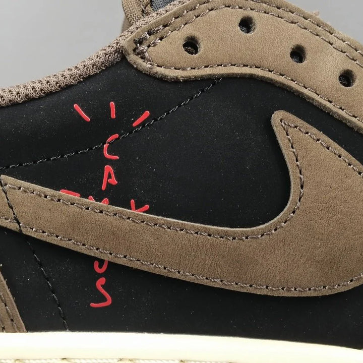 JORDAN 1 LOW OG SP X TRAVIS SCOTT