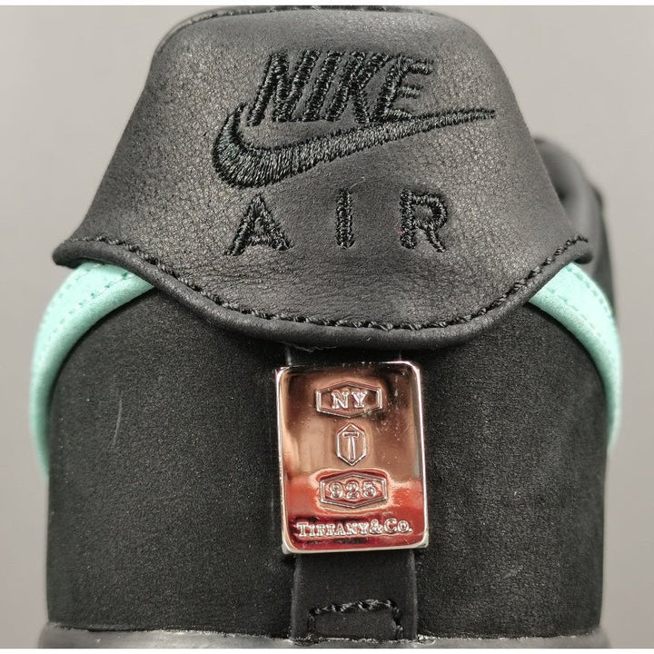 NIKE AIR FORCE 1 X TIFFANY & CO.1837