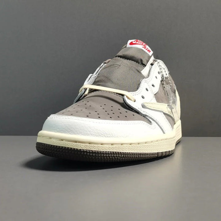 JORDAN 1 LOW X TRAVIS SCOTT REVERSE MOCHA