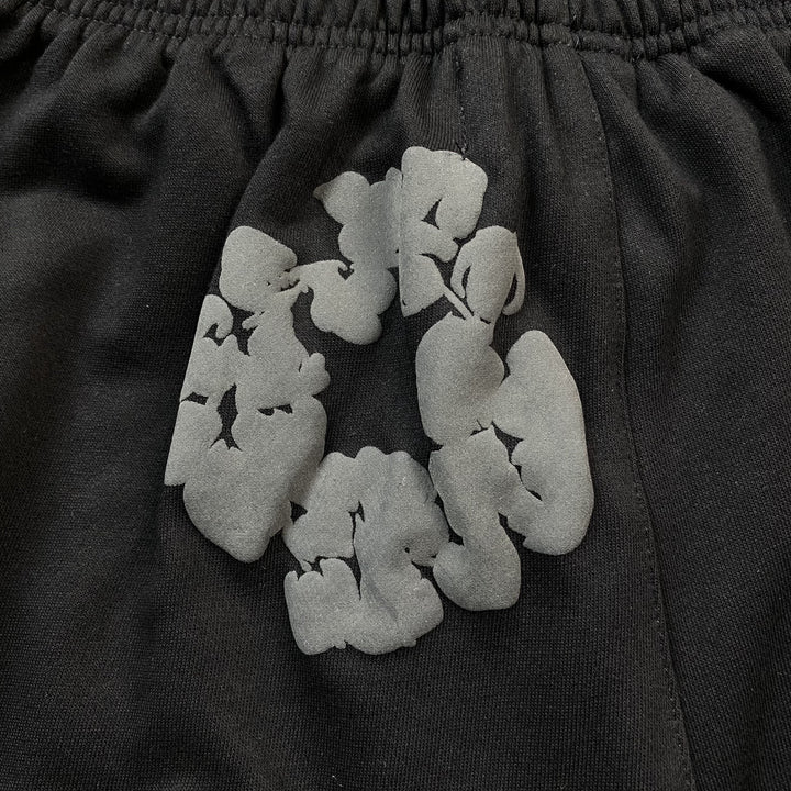 DENIM TEARS COTTON WREATH SHORTS MONOCHROME BLACK