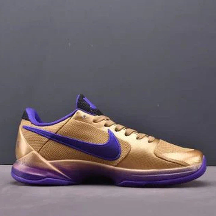 NIKE KOBE 5 X UNDEFEATED HALL of FAME