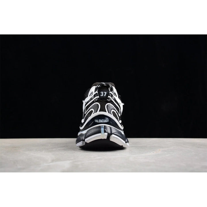 BALENCIAGA RUNNER X BLACK WHITE