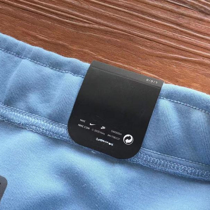 NIKE TECH FLEECE PANTS X LIGHT BLUE