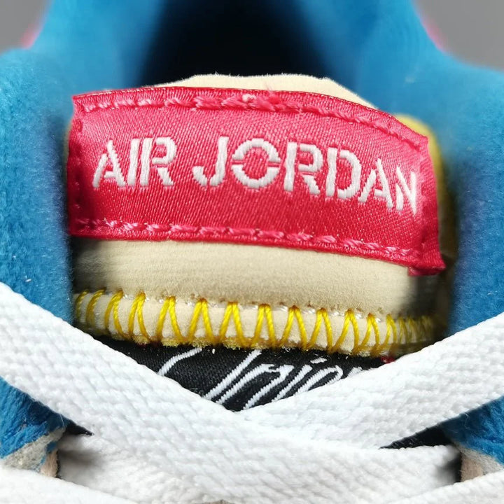 JORDAN 4 X UNION GUAVA ICE