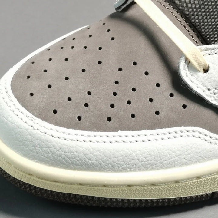 JORDAN 1 LOW X TRAVIS SCOTT REVERSE MOCHA