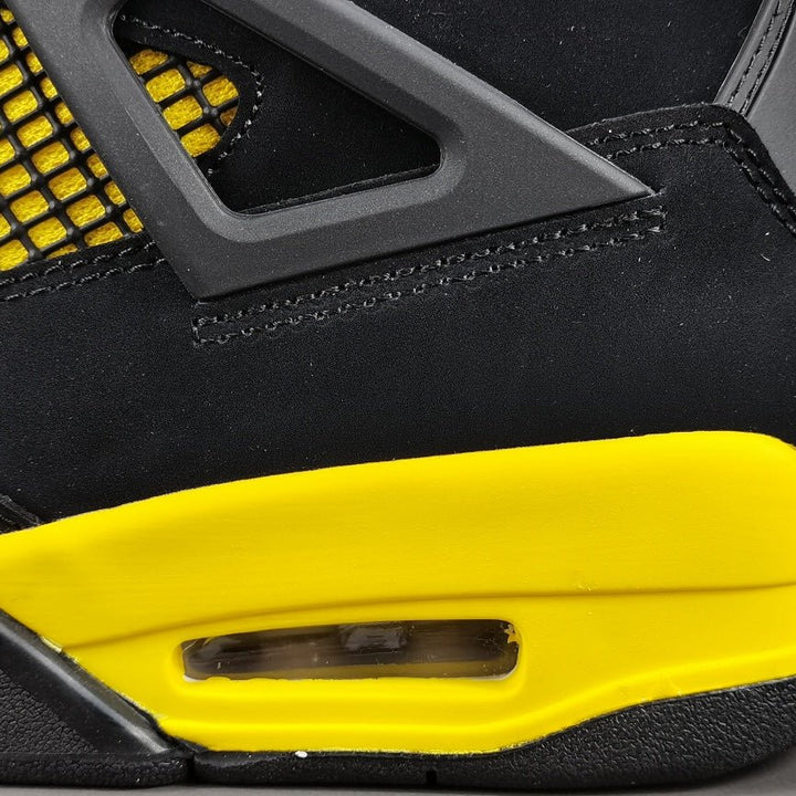 JORDAN 4 X THUNDER