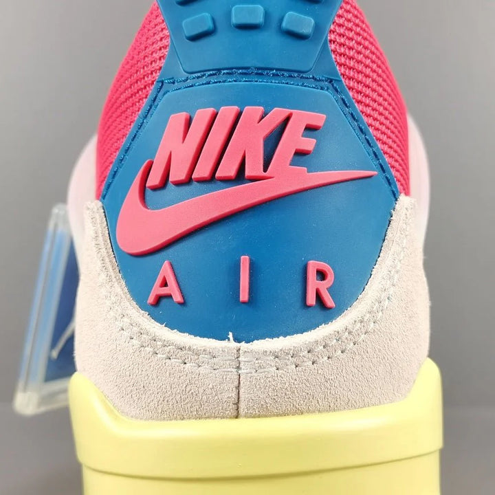 JORDAN 4 X UNION GUAVA ICE