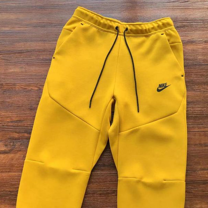 NIKE TECH FLEECE PANTS X YELLOW