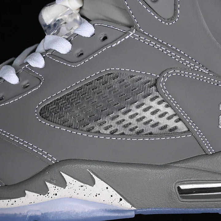 JORDAN 5 X WOLF GREY