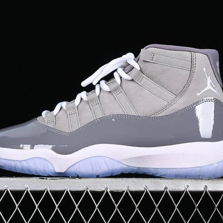 AIR JORDAN 11 RETRO 2021 MEDIUM GREY