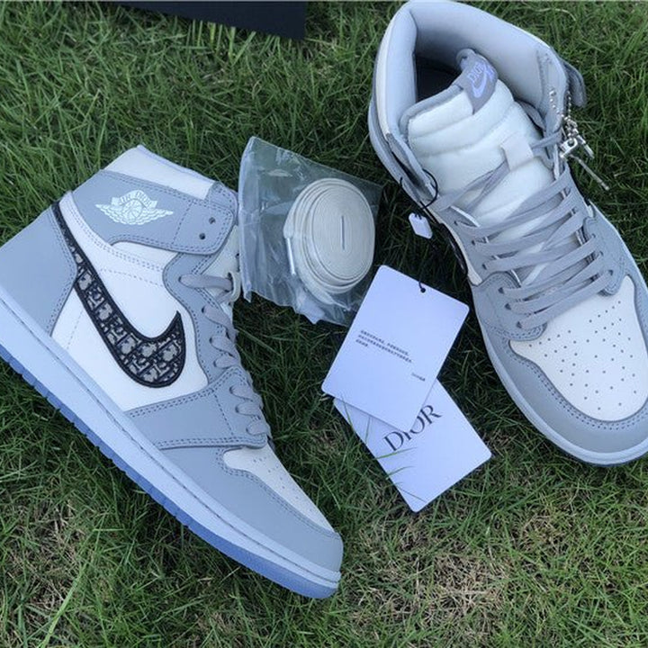 JORDAN 1 RETRO HIGH X DIOR
