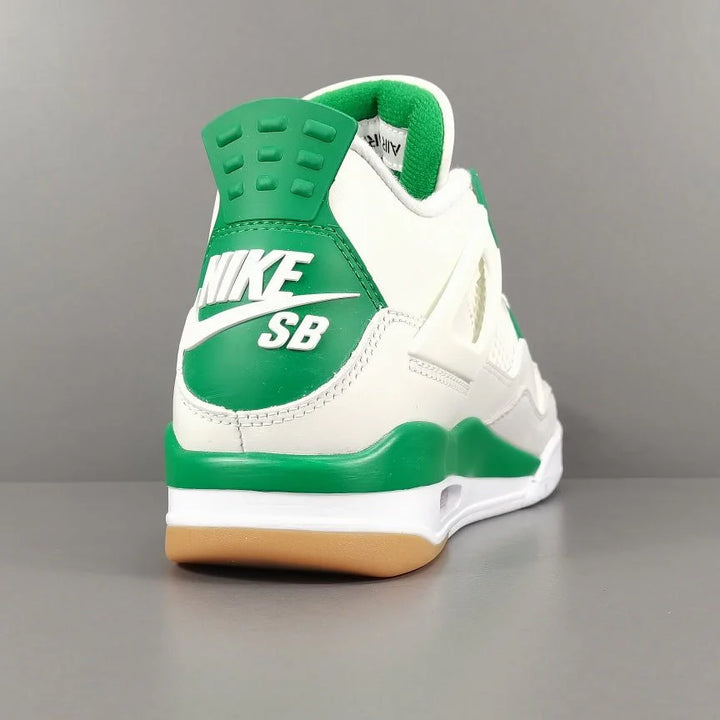 JORDAN 4 X PINE GREEN